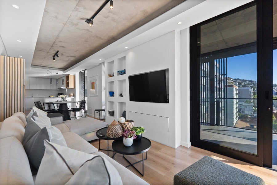 2 Bedroom Property for Sale in Sea Point Western Cape